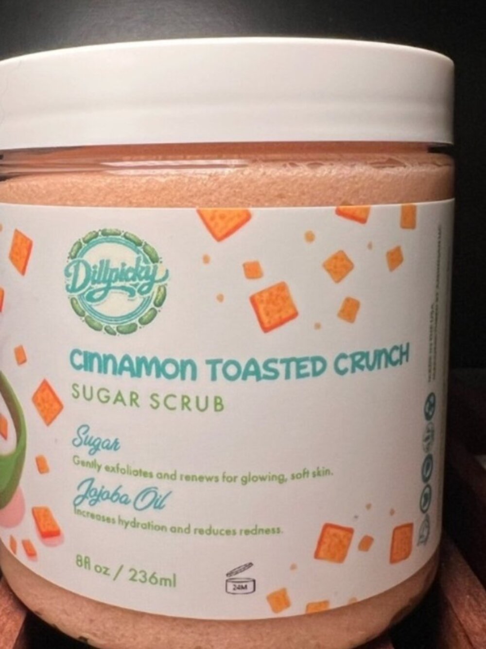 Cinnamon Toasted Crunch Sugar Scrub 8 oz NW - Picture 1 of 1
